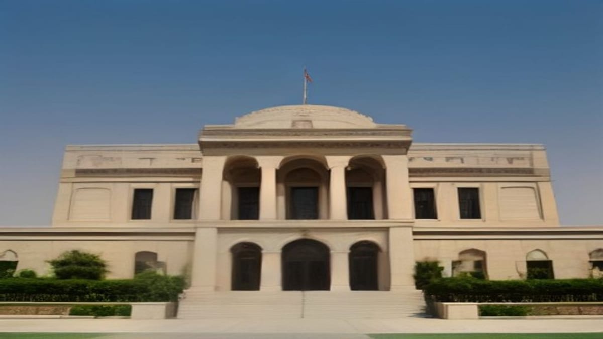 تظلمات الموظف العام والطعن في قرارات الفصل: دليلك الشامل للقضاء الإداري
